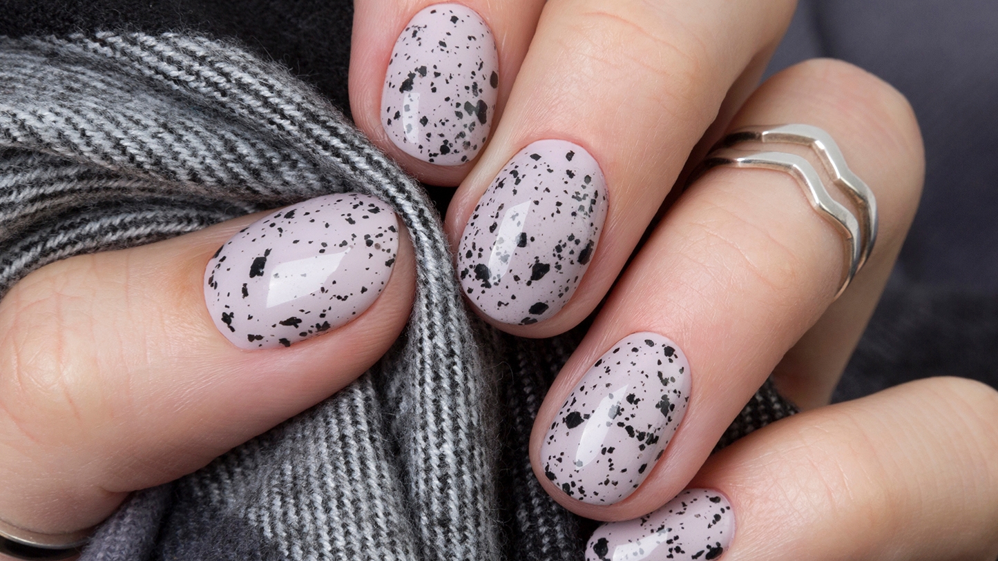 Eggshell Nail Art: мгновенный нейл-арт!